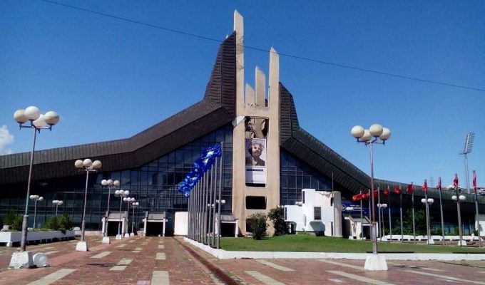 El legado del brutalismo yugoslavo en Pristina